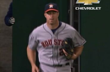 Maintenant, lancez ... Erik Kratz. #ChevyBaseball ...