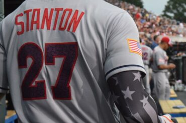 @ giancarlo818 pliant sa manche à #MLBFortBragg ....