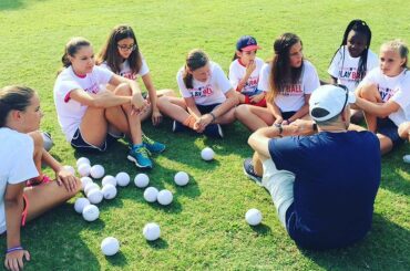 Discussion rapide avant l’événement #MLBFortBragg #PlayBall ....