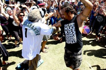 Rien que de bonnes vibrations de @michaelfranti.

Présence de concert #ASG par @Budweiser, p ...