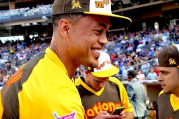 @ giancarlo818 avec ce sourire aux 24 heures.
@tmobile #HRDerby ...