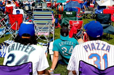Belle journée sur la pelouse. #HOFWKND ...