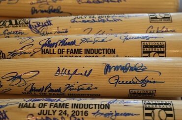 Signatures du Temple de la renommée. #HOFWKND ...