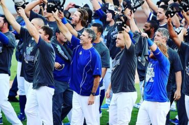 Les @Dodgers basent leur casquette sur une icône. #VIN ...