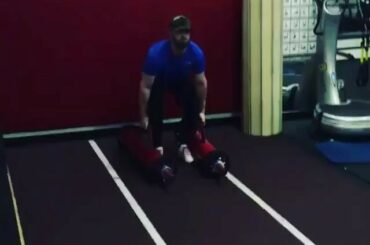 @ bharper3407 travaille pour 2017 comme… #NoOffseason ...