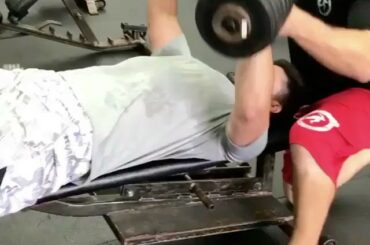 Il reste 3 semaines, il est temps de le transformer! # 120s #springtraining

#NoOffseason (via @jdm ...