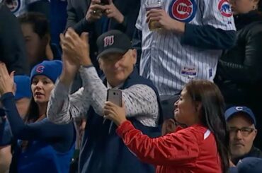 Bill Murray est comme vous. Il se fait pomper quand il se voit sur la vidéo bo ...