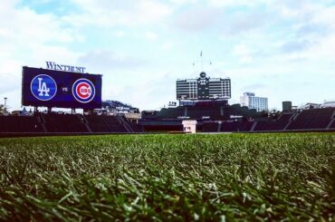 Bientôt.
#NLCS Game 2 à 8 HE sur @ FS1 ....