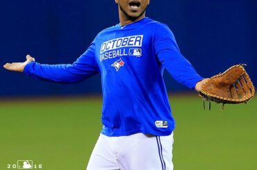 Quoi de mieux que de présenter l'action #postseason aux fans locaux? ...
