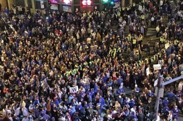 #FlyTheW ...