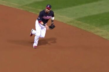 Gants sortis pour le match 1.

# ALCS pres. par @tmobile ....