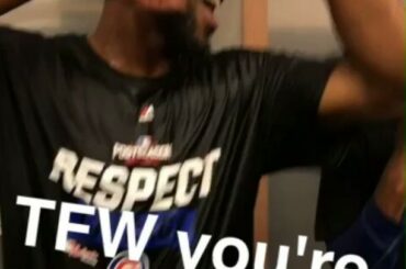 Quand vous revenez comme ça, vous célébrez comme ceci. "MLB" sur Snapchat vous prend ...