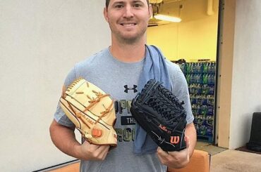 Le @wilsonballglove de Zach Britton a l'air vraiment frais. #GloveDay ...