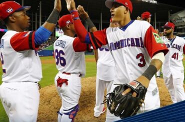 La République dominicaine tente de remporter son premier match de # WBC2017! (vi ...