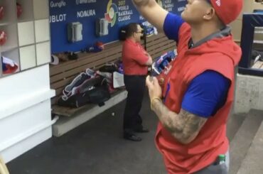 Même avec un gros match à venir dans une heure, Manny Machado a encore du temps pour ...