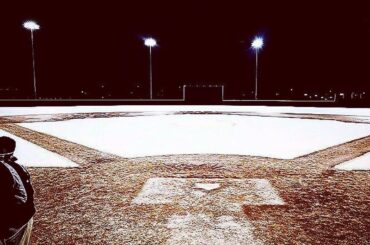 La neige ne peut pas vous arrêter si vous voulez #PlayBall!
(Via: @playball) ...