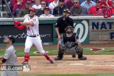 Mort, taxes et @ bharper3407 #OpeningDay homers ....