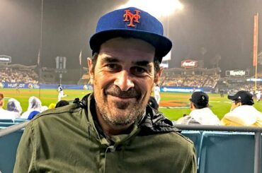Ty Burrell de Modern Family sait que le succès réside dans 1% d’inspiration, 98% de transpiration et ...