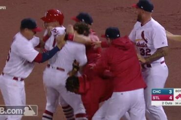 Rentrez chez vous heureux, cardinaux.
@ RGrich15 a décidé de #walkoff ce soir. #Jour d'ouverture...