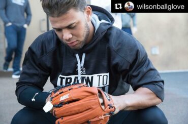 #GloveDay avec le @whitesox a tout: star power, les débuts d'un nouveau jeu ...
