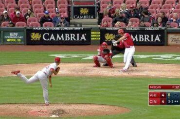 Coup de poing dans la maison d'un PITCHER?
Attends quoi? #PitchersWhoRake ...