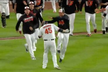 Une #walkoff à la 12ème pour leur sixième victoire consécutive? Oui, les @orioles volent ...