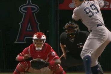 @ thejudge44 est ridicule! #Écrasé...