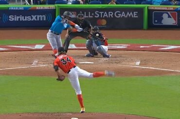 @ mikop34 chuckin '101 MPH dans le @siriusxm #FuturesGame ....
