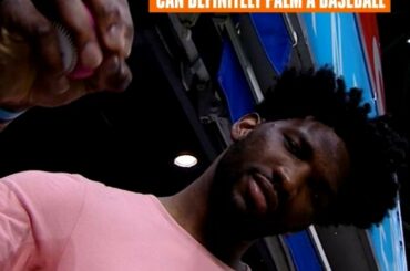 @ joelembiid s'amuse toujours (et fait confiance au processus). Le @TMobile #HRDerb ...