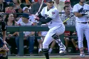 Regarde encore. Ce n'est pas le n ° 99 que vous avez l'habitude de ... #PitchersWhoRake ...