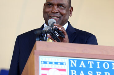 Ça vaut le coup d'attendre Rock. #HOFWKND ...