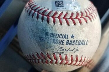 De la cour aux grandes ligues - le premier lancement de la #MLBLittleLeagueC ...
