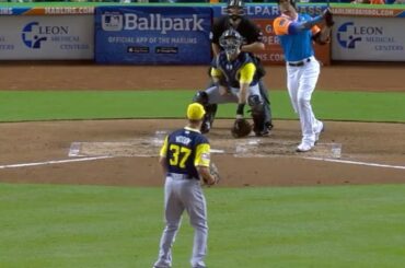 HR n ° 49? Cruz contrôle. #PlayersWeekend ...