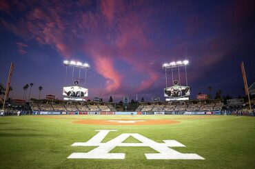Barbe à papa #BaseballSky. ...