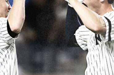 Vous ne vous débarrassez pas des @Yankees aussi facilement. Ils ont fermé les Indiens ...