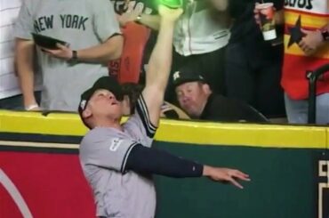 AL recrue de l’année @ TheJudge44 a mis dans cette #glovework toute la saison. (v ...