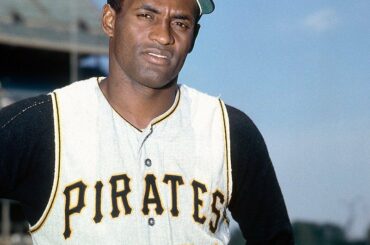 A cette date en 1966, le grand Roberto Clemente a été nommé NL # MVP. #TBT ...