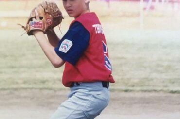#Repost @playball
・ ・
@klaythompson aimait #PlayBall. #FBF (via @klayth ...