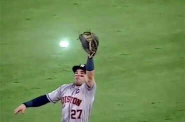 Ne laissez pas sa faute vous tromper; @ josealtuve27 est assez lisse sur le terrain. #Glo ...