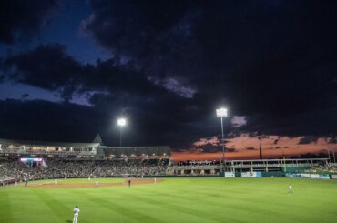 Le premier #BaseballSky du printemps. ...
