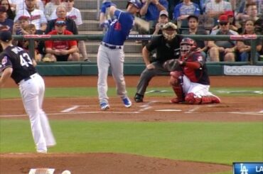 @cody_bellinger peut se rendre sur commande. Impressionnant. #Écrasé...