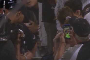 @mookiebetts fait un fan pour la vie. #BiggerThanBaseball ...