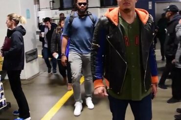 Manny en mission. #NLCS ...
