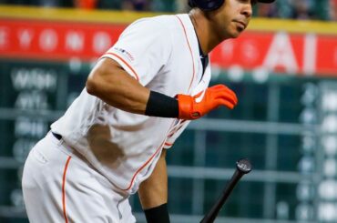Michael Brantley a décidé qu'il était temps de rentrer à la maison. #Marcher au large...