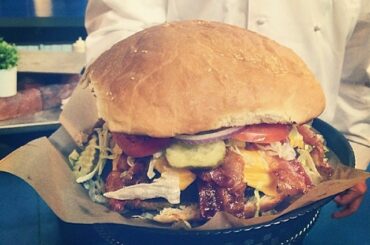 #Repost from @mlbfood: les fans peuvent gagner une paire de billets pour un futur @raysbaseball ...