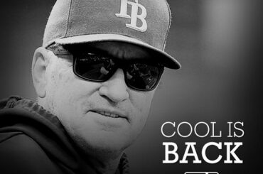 Ouais c'est ça. #BaseballsBack ...
