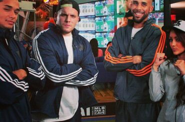 Les stars #Rays @ davidprice14 et @ carch42 s'affrontent dans "splash pong" sur #OffTheBat, t ...