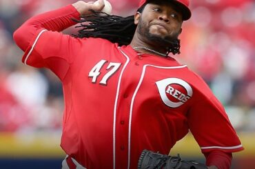 Cueto. Distance.
Personne n'a même atteint la deuxième base. #Couvre-feu...