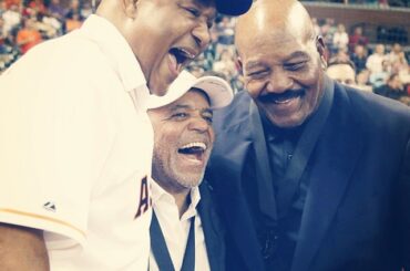 George Foreman, Berry Gordy et Jim Brown ensemble à la cérémonie des droits civiques de ce soir ...