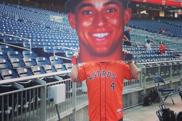 Hé George! #Astros ...